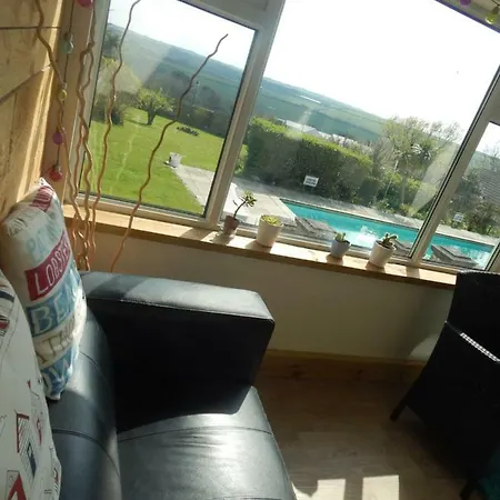 Gratton Guest house